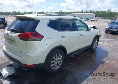 2018 Nissan Rogue Sv z USA, uszkodzony, nr VIN 5N1AT2MT6JC768525